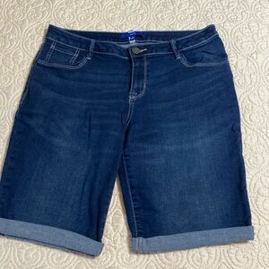 Apt 9 Bermuda Shorts - dark wash, like new with 10 inch inseam